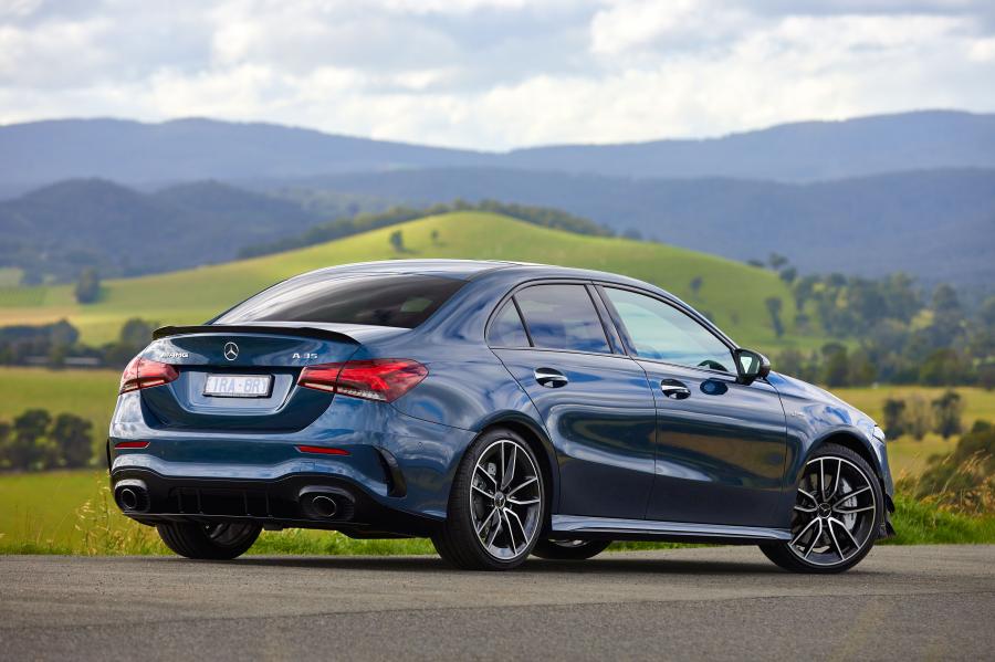  Mercedes-AMG A35 4Matic Sedan (V177) 2020 года  (AU) (фото 20 из 41)
